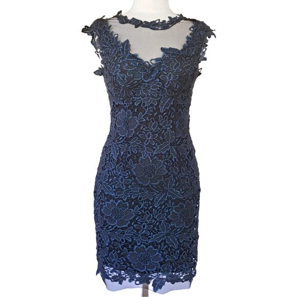 CACHE Floral Lace Sheath Dress Size 4 Black Metallic Blue Mesh Cocktail Party - Picture 2 of 9